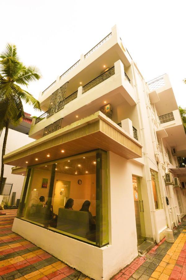 Coastal Pearl Hotel Miramar Panaji Esterno foto