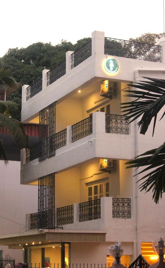 Coastal Pearl Hotel Miramar Panaji Esterno foto
